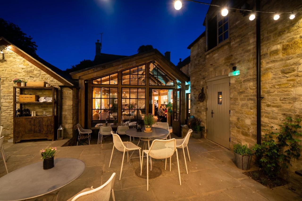 Royal Oak Ramsden Hotel Exterior foto